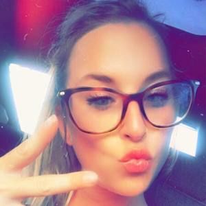 Meet your Posher, Nikki